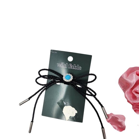 Wild Fable Pink Satin Flower Scrunchie Set Hair Clips 5 Pieces - Picture 3 of 9